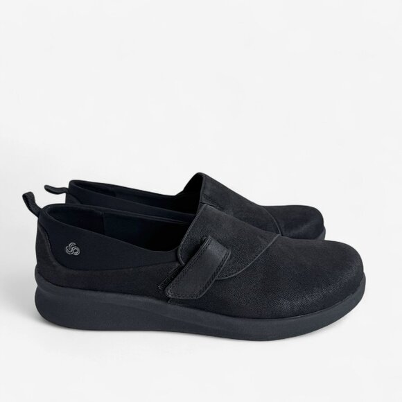Cloudsteppers Clarks Sillian 2.0 EASE Black Loafers Comfort Cushion Shoes - Picture 1 of 8